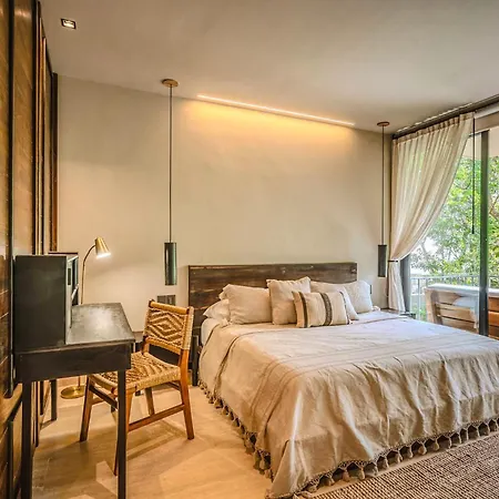 Apartment Art Design Loft With Pool, Big Gym, Spa, Hot Tub *