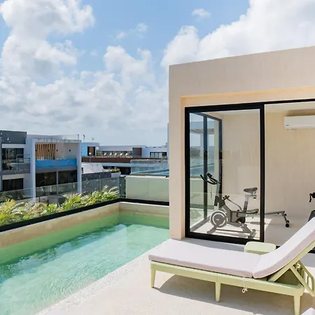 Crystal By Hotel