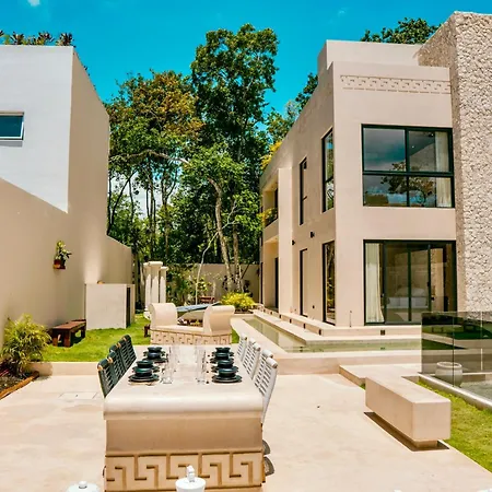 Picasso Villa *