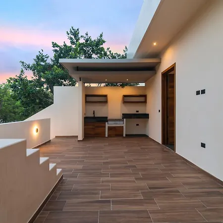 Holiday home La Veleta Getaway At Asana Leaf House Sleeps 12 Tulum