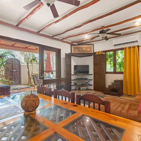 Holiday home Centro - Steps To Downtown Hot Spots Tulum