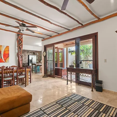 Holiday home Centro - Steps To Downtown Hot Spots *