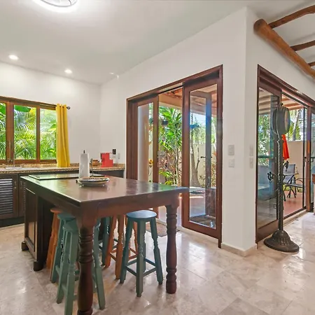 Holiday home Centro - Steps To Downtown Hot Spots *