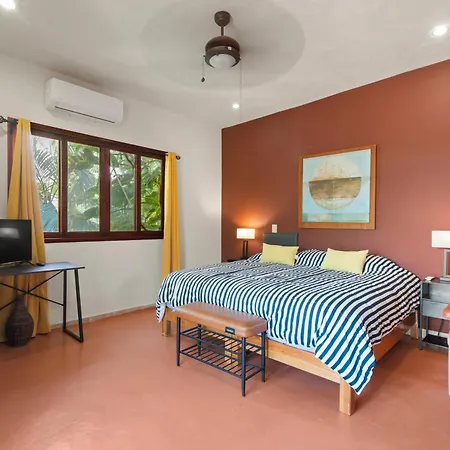 Centro - Steps To Downtown Hot Spots Holiday home