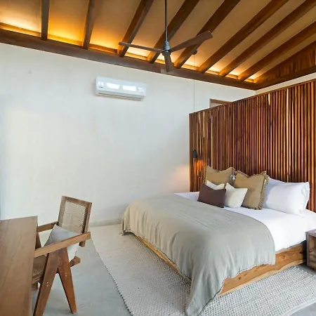 Casa Tropical 4br Pool And Enchanting Cenote Tulum