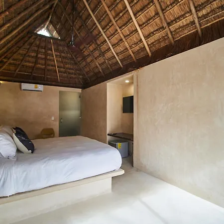 Unique 7-bedroom Property With Private Pool For 14 Guests Holiday home *