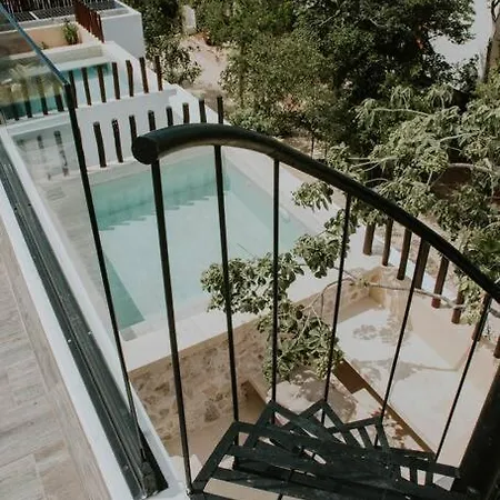 4 Story Villa, Private Pool & Jungle Rooftop Tulum