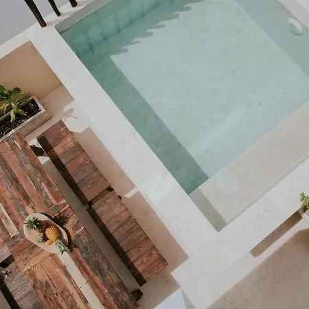 4 Story Villa, Private Pool & Jungle Rooftop * Tulum