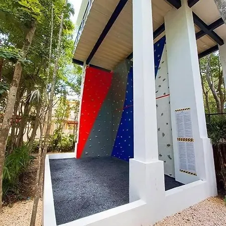 4 Story Villa, Private Pool & Jungle Rooftop Tulum