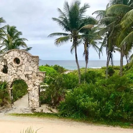 Oceanview Beach House With Pool & Private Beach Access Holiday home