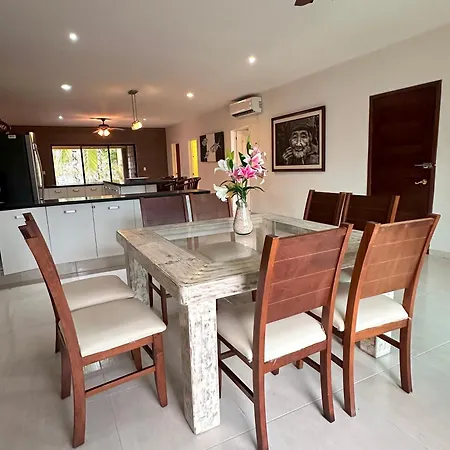 Holiday home Oceanview Beach House With Pool & Private Beach Access