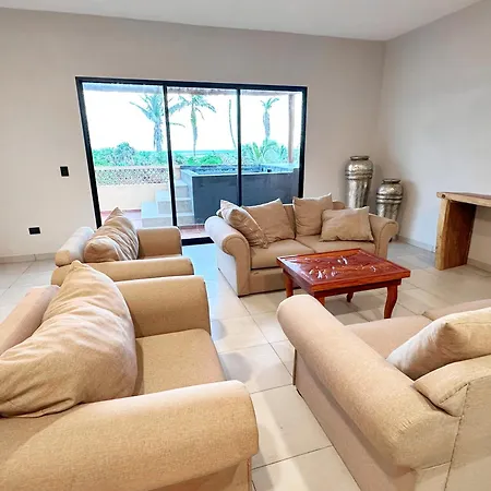 Oceanview Beach House With Pool & Private Beach Access Holiday home