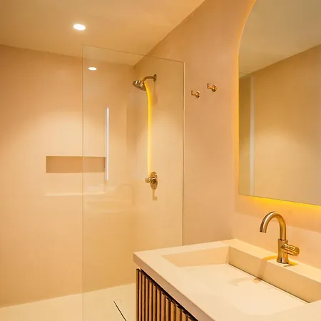 Divine 2br W Pool Gym Yoga Classes Restaurant Tulum