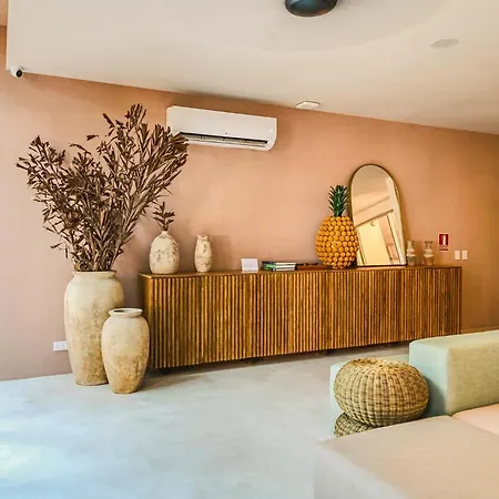 Divine 2br W Pool Gym Yoga Classes Restaurant *