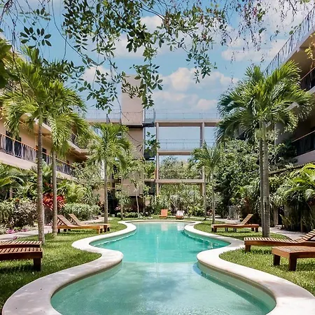 Apartment Toma Un Bano En La Piscina Privada De Encantador Departamento En Tulum