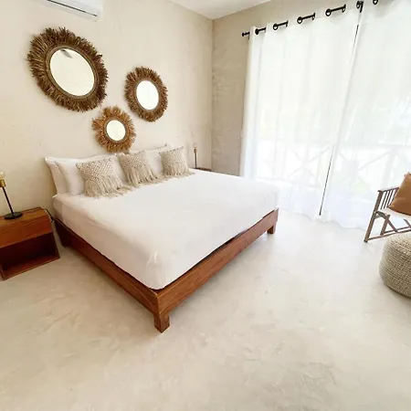 Luxury House Tomanoa - 10pers - 4rooms - Pool - Hotjacuzzi - Speed Wifi -waterfall Villa *