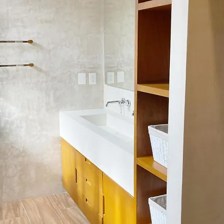 Luxury House Tomanoa - 10pers - 4rooms - Pool - Hotjacuzzi - Speed Wifi -waterfall Tulum