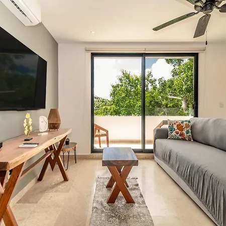 2 Bd With Balcony Gym Rooftop Pool Holiday home