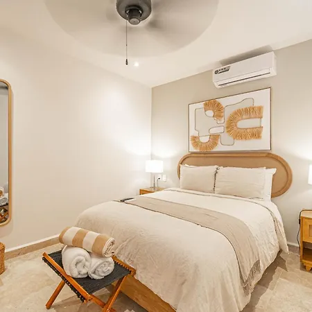 Holiday home 1 Bd With Balcony Gym Pool View Tulum