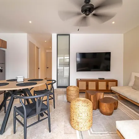 Bright 1 Bd With Balcony Tulum