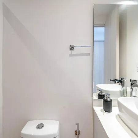 1 Bd With Balcony Gym Pool View Holiday home *