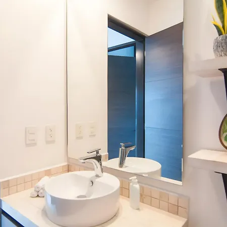 Luxury Penthouse W-jacuzzi In The Heart Of *
