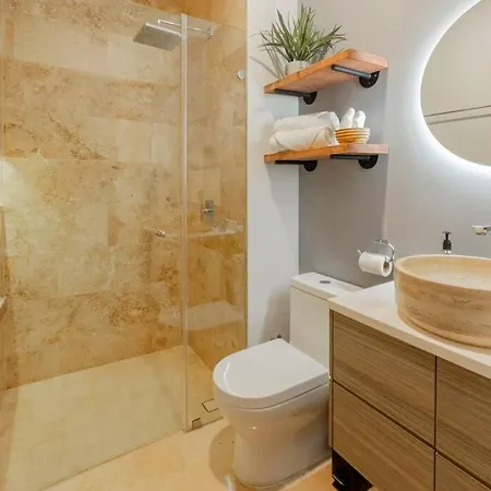 Apartment 2br Private Pool - Closest To - Sea View Rooftop Pools *