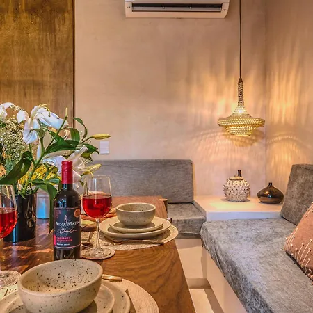 Magic Loft With Yoga Classes, Pool, Gym, Fast Wifi
