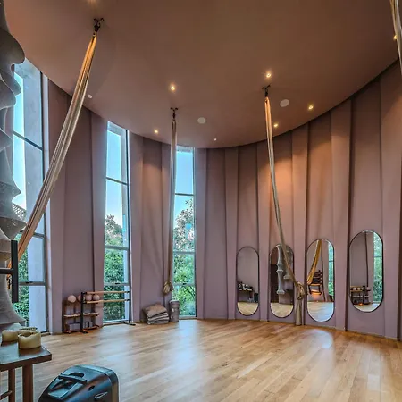 Magic Loft With Yoga Classes, Pool, Gym, Fast Wifi *
