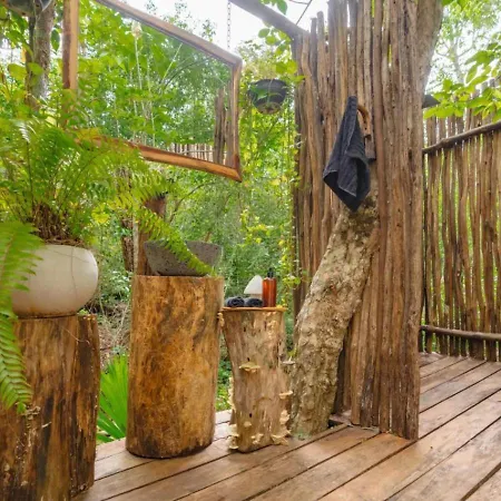 Amaite Geodesic Domes Tulum