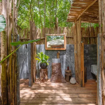 Amaite Geodesic Domes * Tulum