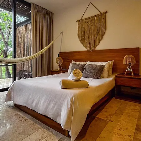 Hotel Amaka Calma By Cercana 4*