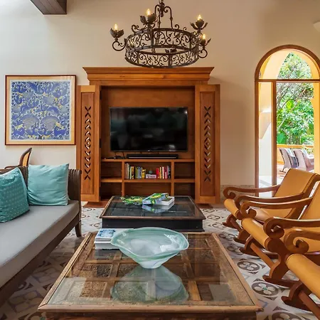 Anana Hacienda Chekul *