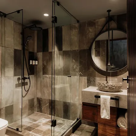 Apartment Barneys New York Luxury Red Tulum
