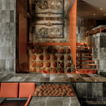 Barneys New York Luxury Orange * Tulum