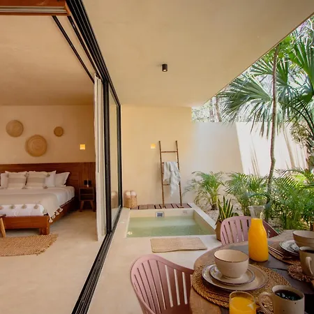 Aparthotel Muunek By Land Boutique 4*