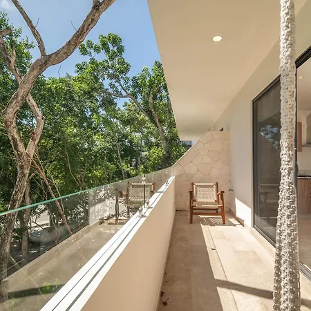 1 Bd With Private Balcony, Rooftop Pool, Gym Holiday home *