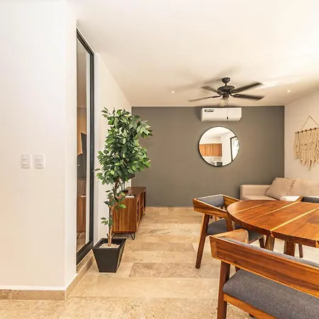 1 Bd With Private Balcony, Rooftop Pool, Gym * Tulum