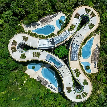 The Melina - Pool & Skyview Bar 5min To Apartment *