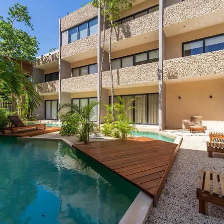 Apartment *jungle Ph W/pool, Close To Downtown & *