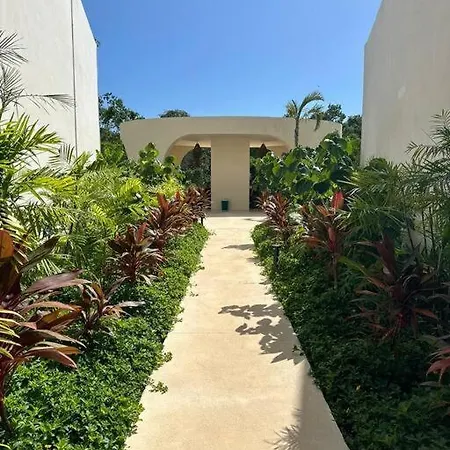 Luxury 2 Bdr - La Veleta Apartment Tulum