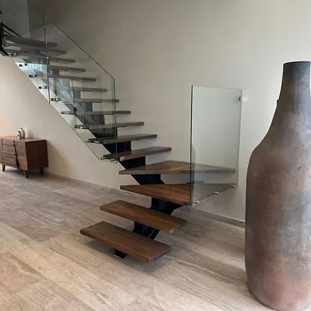 Luxury 2 Bdr - La Veleta Apartment