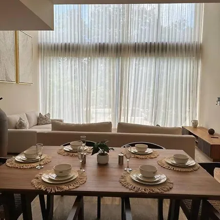 Apartment Luxury 2 Bdr - La Veleta