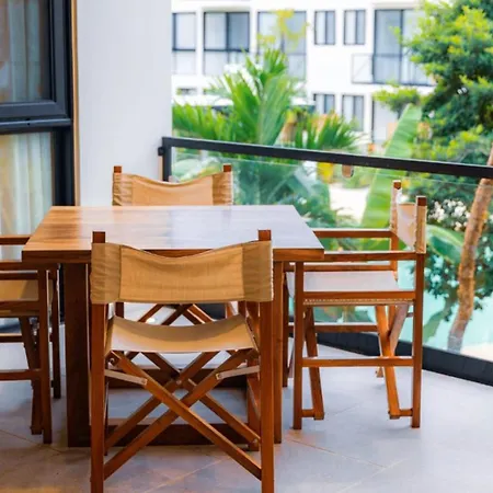 Hotel The Waves By Bnb Experience 4*