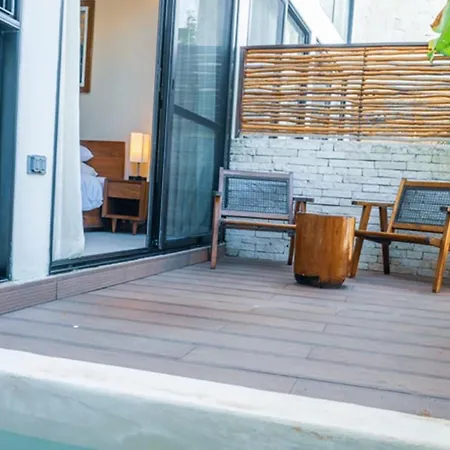 The Waves By Bnb Experience Hotel