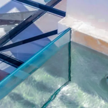 Hotel The Waves By Bnb Experience