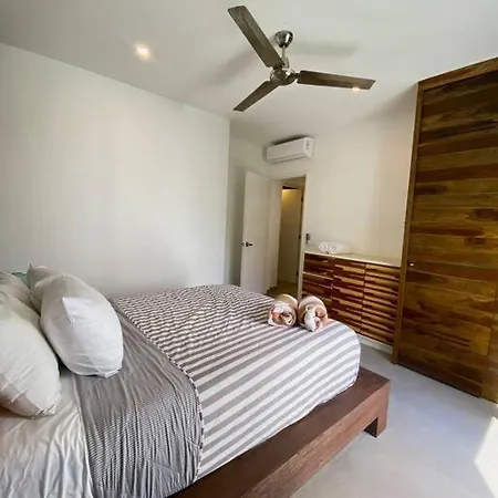 Spacious 3bdr Penthouse Aldeazama Pvt Pool Terrace Xaman *
