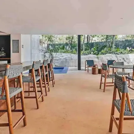 Beautiful Downtown Apartamento
