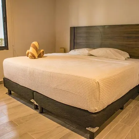 1 Bedroom In Downtown Walking Distance From Bars Tulum