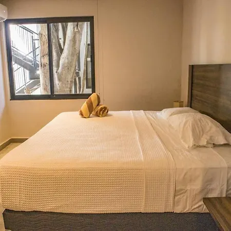 1 Bedroom In Downtown Walking Distance From Bars Tulum